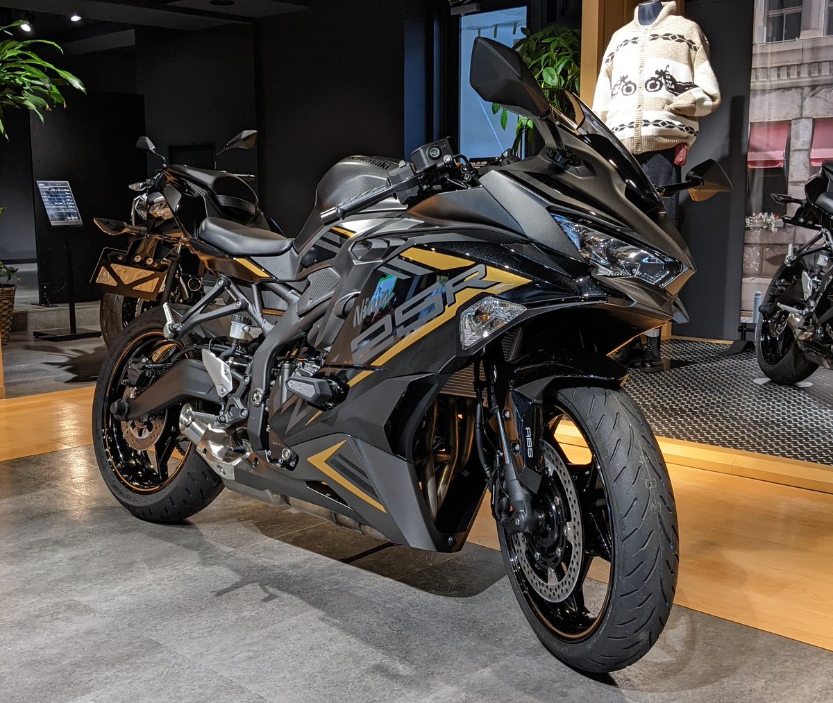 バイク納車されたので、自己紹介 名前:たなかつ 性別:♂️ 年齢:46