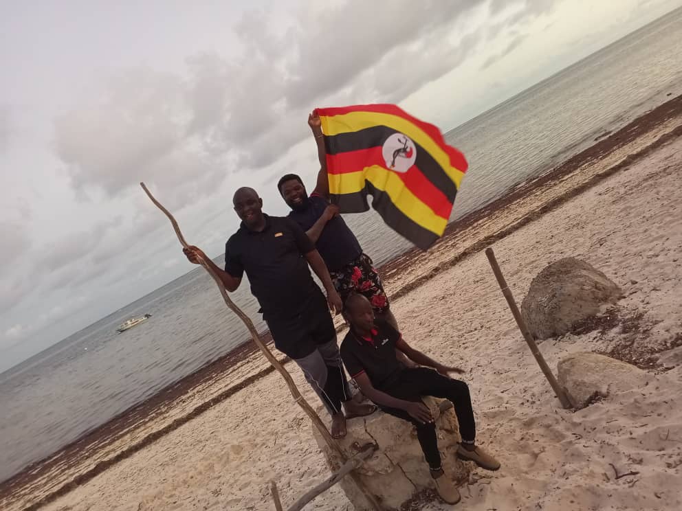 It was a good feeling visiting Mombasa. Indian ocean currents !!!