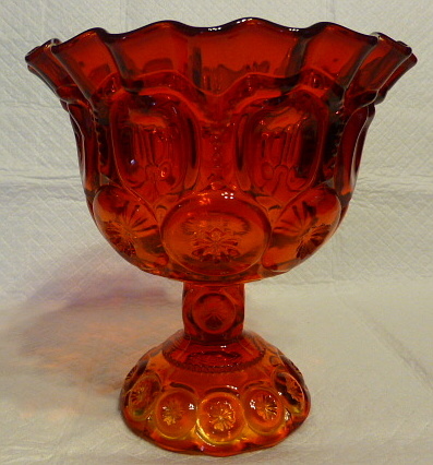 collectorswkly's tweet image. This is called a footed compote, a candy dish, or sometimes a footed compote candy dish. I was not able to capture how red this piece is with my camera. The edges are orange/yellow. It is about 7&quot; height and 8&quot; in diameter. ow.ly/frg950H939y