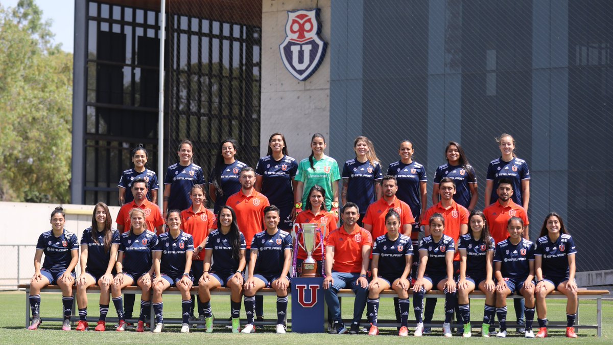 📸Foto oficial de las Campeonas 2021 🏆

#VamosLaU 🤘