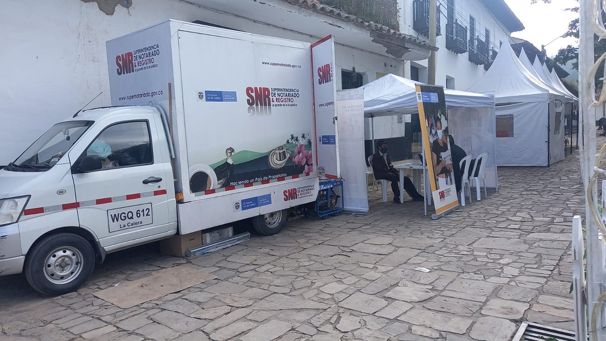 Supernotariado's tweet photo. #AEstaHora Inician nuestras jornadas de asesoría jurídica gratuita en #UnidadMóvilSNR 🚌.
Hasta las 4 p.m, estaremos en 📍#PuertoColombia, Atlántico, #Timana, Huila y #Cucunubá, Cundinamarca.
¿Qué esperas para acercarte? https://t.co/dIu3nhp9Fm