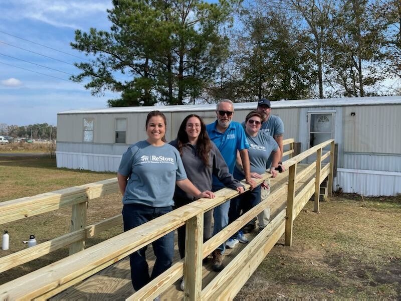HFHBerkeley's tweet photo. On Saturday we tightened up our tool belts &amp; helped a Berkeley Cty family build a handicap ramp. We depend on volunteers to help us fulfill our mission &amp; Hope Repair @PNCC_SC does the same, so we took a day to give back.  

#community #giveback  #homerepairs https://t.co/lgWwEd29UQ