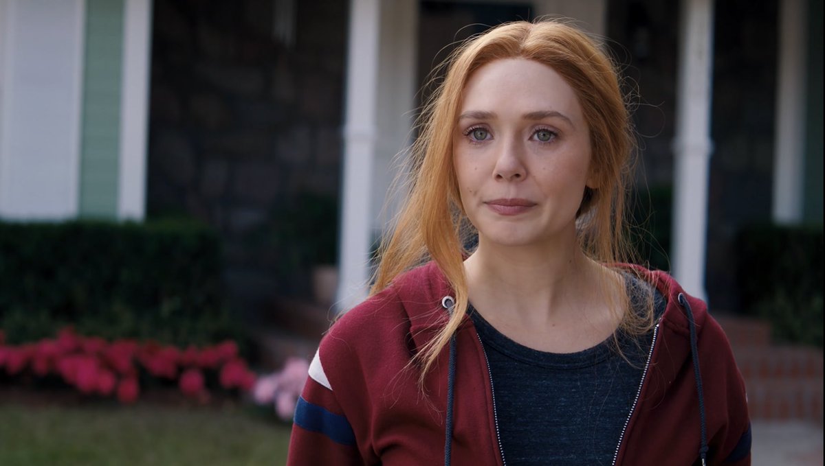 Elizabeth Olsen Access tweet media