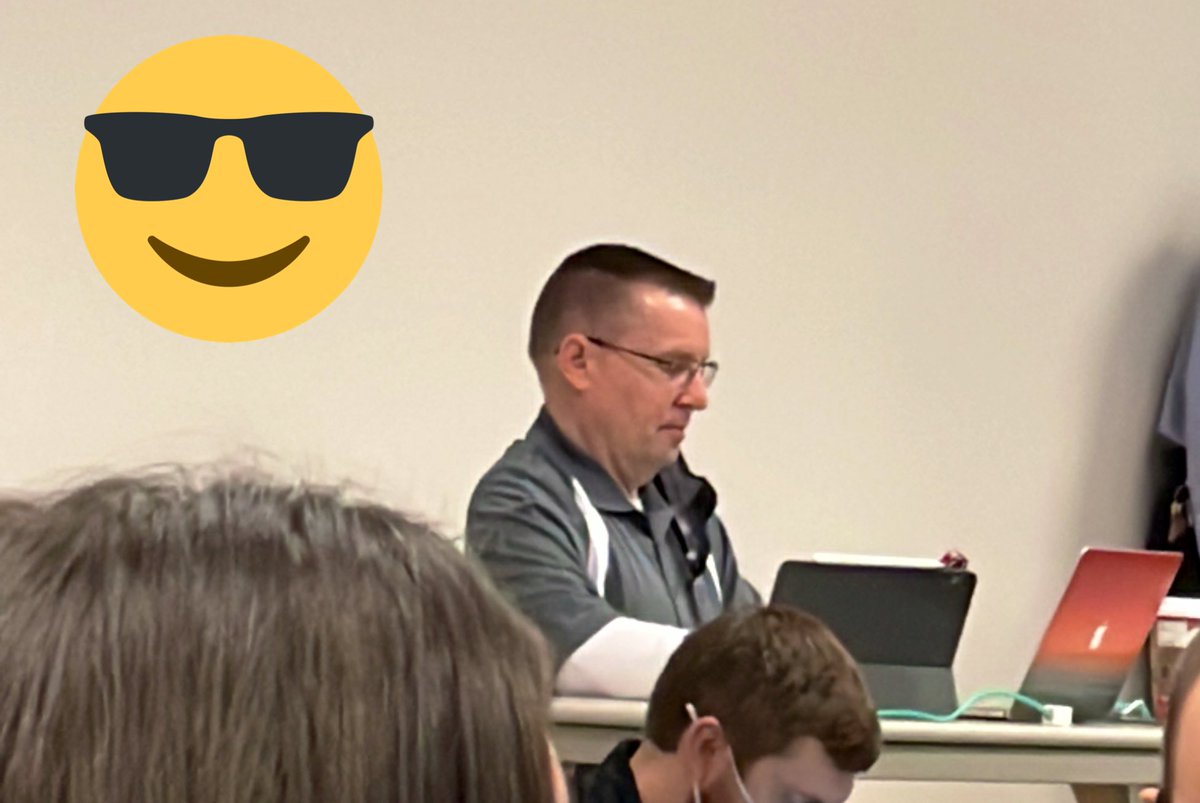 zimmlisa's tweet photo. It’s an exciting day here at #iu13etc !!! 🎉🌟🎉🌟 https://t.co/vBVfYqRW3C