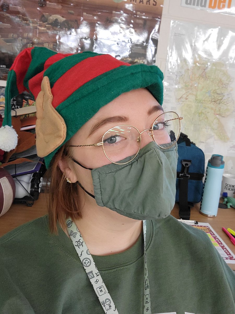 ellsworth_sci's tweet photo. Day 6: Dress like an Elf, time for a hardworking day! 
#ljhproud #lovemylisd #CountdowntoChristmas https://t.co/JypUh6udX8