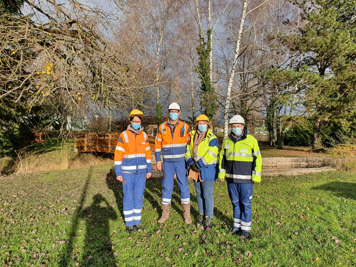 axelera_pole's tweet photo. [#HyPSTERproject💧] Last friday a visit to Etrez to present the site and the HyPSTER project.
This #greenhydrogen storage project in salt caverns is an important technological brick in supporting the development of the #hydrogen industry throughout #Europe
https://t.co/evqwaZB288 https://t.co/fNmeuBelA1