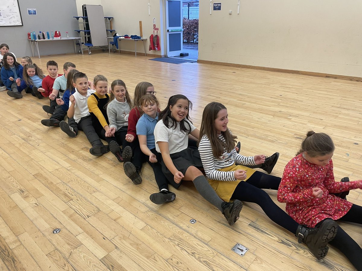 Year 6 Sinéad O’Hart Class tweet media