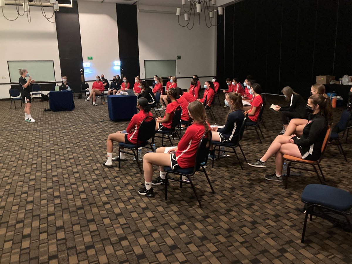 CANWNT's tweet photo. Canada #canw17 🍁camp opens in Mexico ahead of a pair of international friendly matches 🇲🇽 this week https://t.co/ymW2TAw5wP