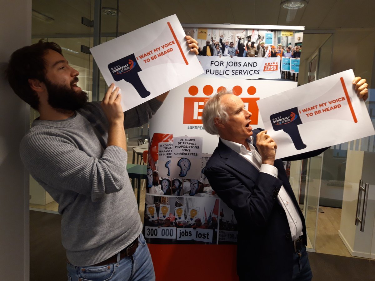 EPSUnions's tweet photo. ⚠️Austrian MEP @lukasmandl of the EPP wants to weaken the voice of workers in favour of employers.
📢We ask the @EPPGroup, @RenewEurope, @Green_Europe, @Left_EU and @TheProgressives to support Europe’s workers and vote "yes" on #DemocracyAtWork.
✊🏽Workers want to be heard! https://t.co/xCKviZPNty