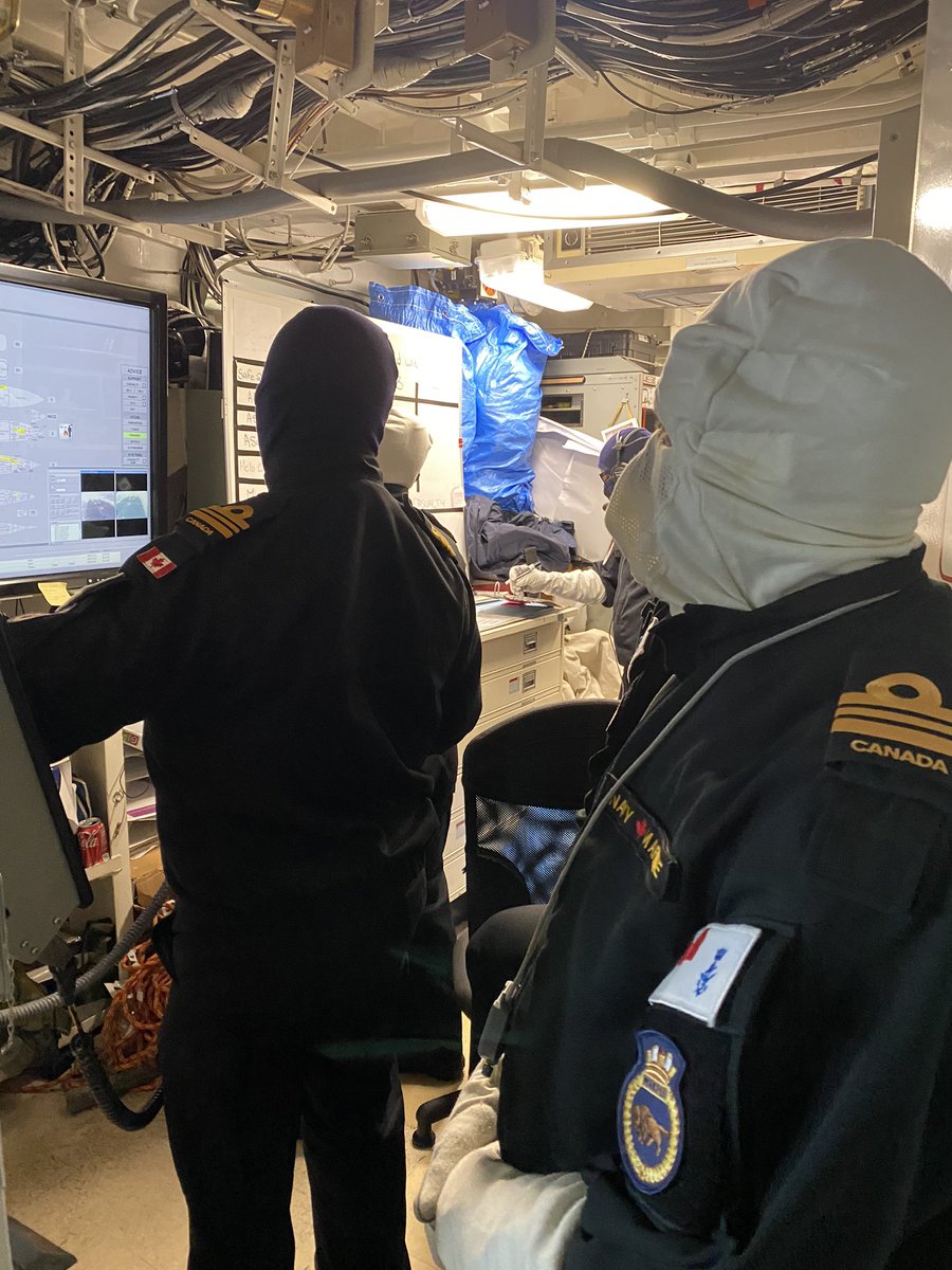 Goalielisten's tweet photo. @HMCSWinnipeg continue to keep their DC skills sharp!
#OneWithTheStrengthofMany
Ready to Lead ⚓️
Ready to Help 🇨🇦
Ready to Fight 💪
@HMCSWinnipeg continuez à garder leurs compétences DC à jours!
#Unaveclaforcedeplusieurs
Prêt à diriger ⚓️
Prêt à aider 🇨🇦
Prêt à combattre 💪 https://t.co/zYXDzfFvtr