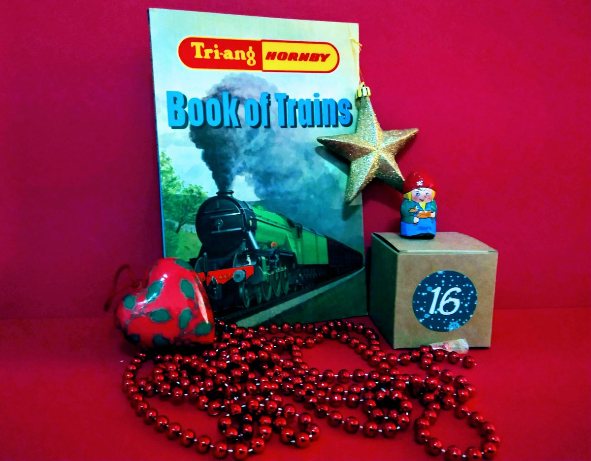 Fun Facts-Did you know the average pieces that make up a locomotive is 263 and famous fans include Rod Stewart, Sandy Toksvig &amp; Michael Palin #hornby #modelrailway #toys #stockingfiller #sanditoksvig #rodstewart #michaelpalin #adventcalender #countdowntochristmas #hohoho #Santa
