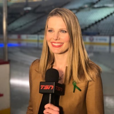 evltwnHD1's tweet photo. Sara Orlesky is our secret sideline weapon. Can't lose...
#back2backs🏆🏆 
#ForTheW💙😎 🏈🏆 🇨🇦 https://t.co/9tbneHXghK