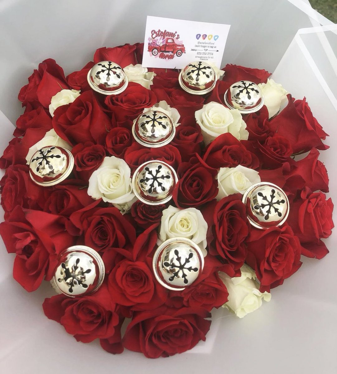 ‘Tis the season ❣️