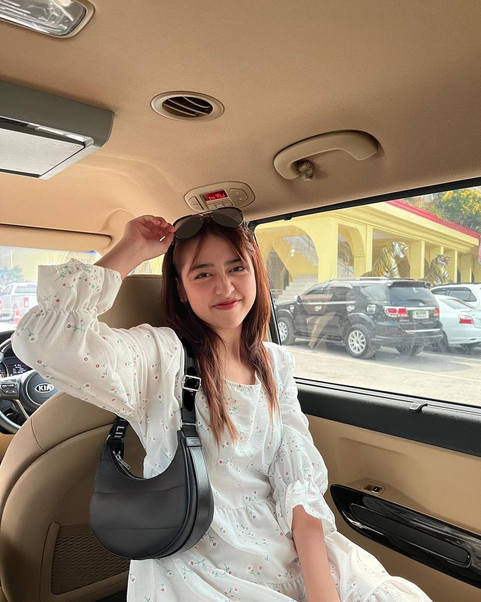 poraloy12's tweet photo. หญิงเจนเดียวนี้แคปชั่นเธอแพรวพราวจิงนะ🤗
#JaneBNK48 https://t.co/Fa2fIPrTTZ