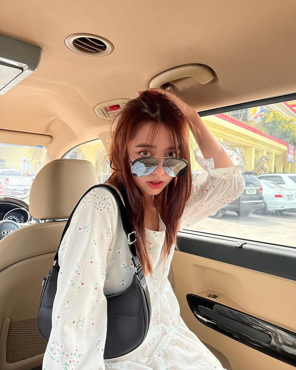 poraloy12's tweet photo. หญิงเจนเดียวนี้แคปชั่นเธอแพรวพราวจิงนะ🤗
#JaneBNK48 https://t.co/Fa2fIPrTTZ