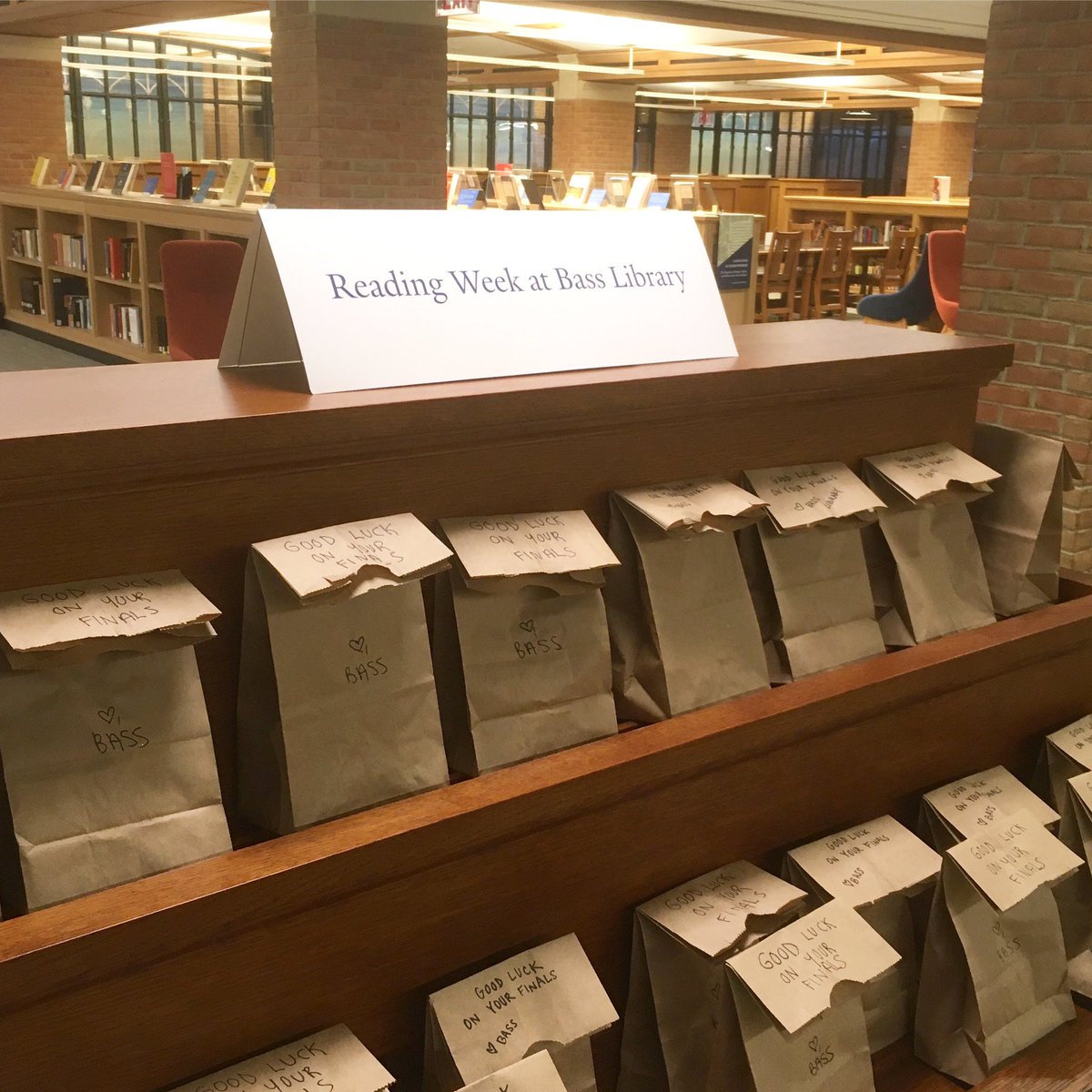 BassLibrary's tweet photo. Good luck on your finals ❤️ Bass Library
Reading Week grab bags are available now in Bass Library (while supplies last)
#BassLibrary #YaleLibrary #YaleReadingWeek #YaleFinals https://t.co/gBGKJWjgAV