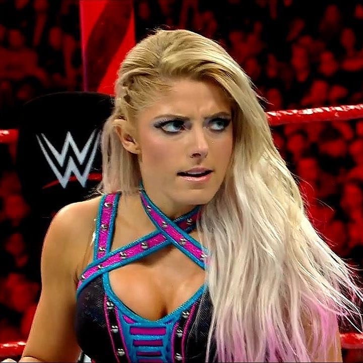 mattlovesalexa's tweet image. Love alexa