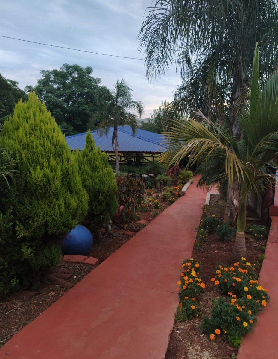 Preparando todo para recibir a los colegas en el Complejo Recreativo Concepción de la Sierra ❤️ <a href="/LodgesUdpm/">Complejo Lodges UDPM</a>