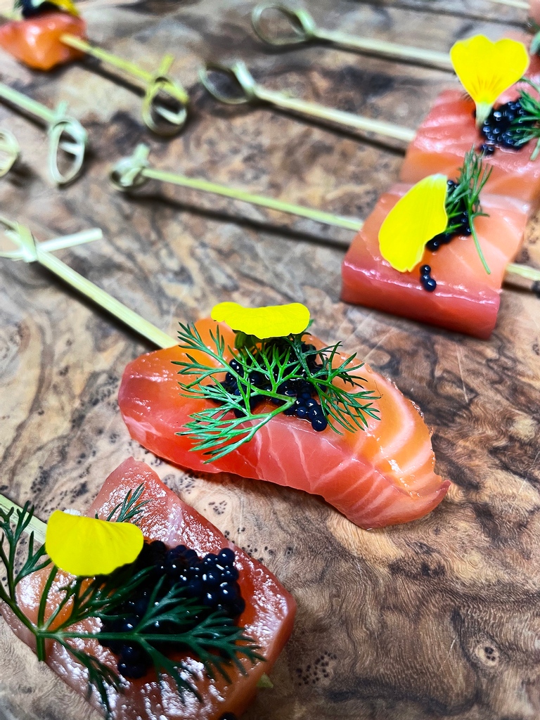 One of our new Canapés:  

Sloe cured salmon, roe and fennel

What do you think? 

.

#sloecuredsalmon #salmoncanapes #canapes #partyfood #christmasfood