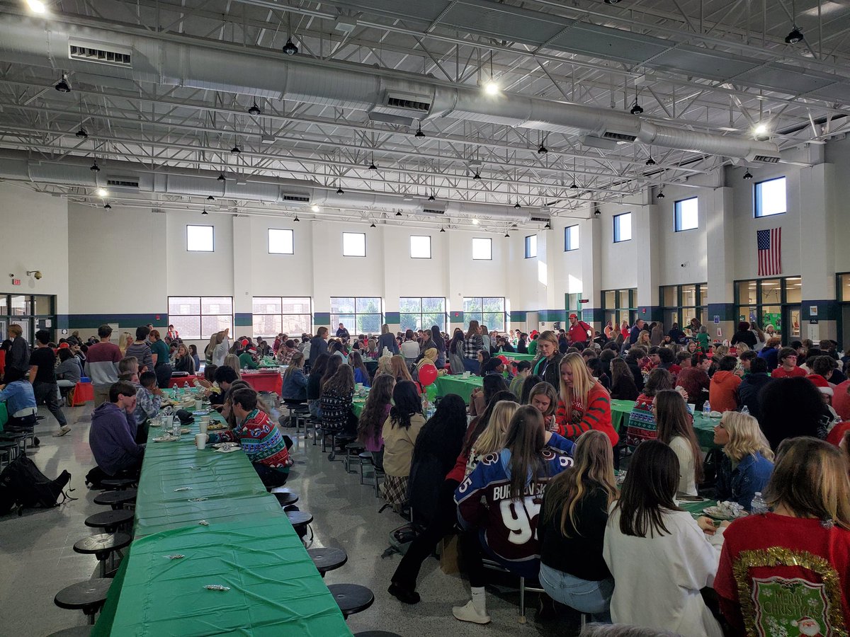 A little bit of fun this morning with our Sr Breakast.  Food, prizes, sr. Superlatives, and Teacher Superlatives...