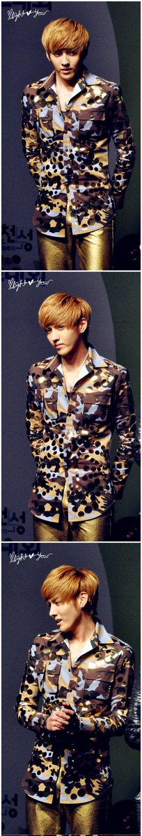 KrisWuPakistan's tweet image. More! 😍

2012.09.04  KBS Radio Sound Of Love Concert (5)

#KrisWu #Wuyifan #KrisPak 
Cr. Logo