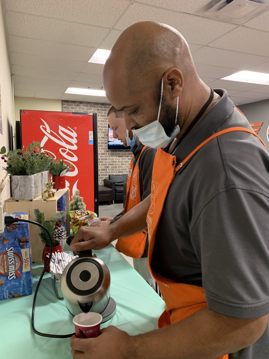 𝗛𝗢𝗧 𝗖𝗢𝗖𝗢𝗔 𝗕𝗔𝗥 - 𝗡𝗢𝗪 𝗢𝗣𝗘𝗡! 
𝗖𝗼𝗻𝗴𝗿𝗮𝘁𝘀 𝗼𝗻 𝟲𝟬 𝗱𝗮𝘆𝘀 𝘀𝗮𝗳𝗲 𝘁𝗲𝗮𝗺! #HD6838 #SafetyIsPersonal #PowerOfTheGulf #InFocus