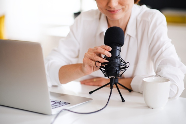 NoomVibeApp's tweet photo. Exciting! Wisdom is in TechCrunch! "Wisdom nabs $2M to build out a social audio marketplace for mentorship." https://t.co/cYWyZAU2d6 https://t.co/JS8GC07ghm
