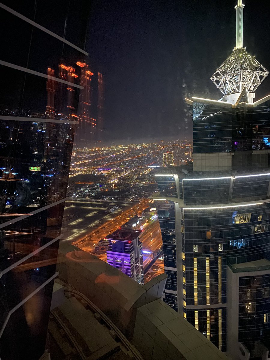 #Dubai by night after a long day at work <a href="/Petrides_C/">ConstantinosPetrides</a>