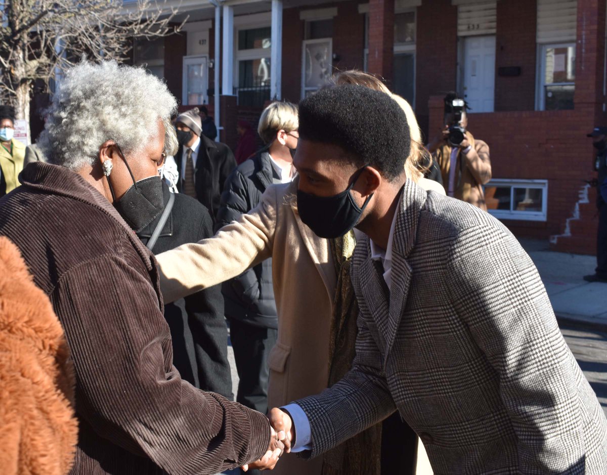 bmoredhcd's tweet photo. Today, we joined @MayorBMScott and other City officials at a press conference to mark @HUDHealthyHomes's 30th anniversary of the Office of Lead Hazard Control and Healthy Homes. We celebrated partnerships, new initiatives, and our efforts to reduce lead hazards. #LeadHazard https://t.co/B4mJir2TII