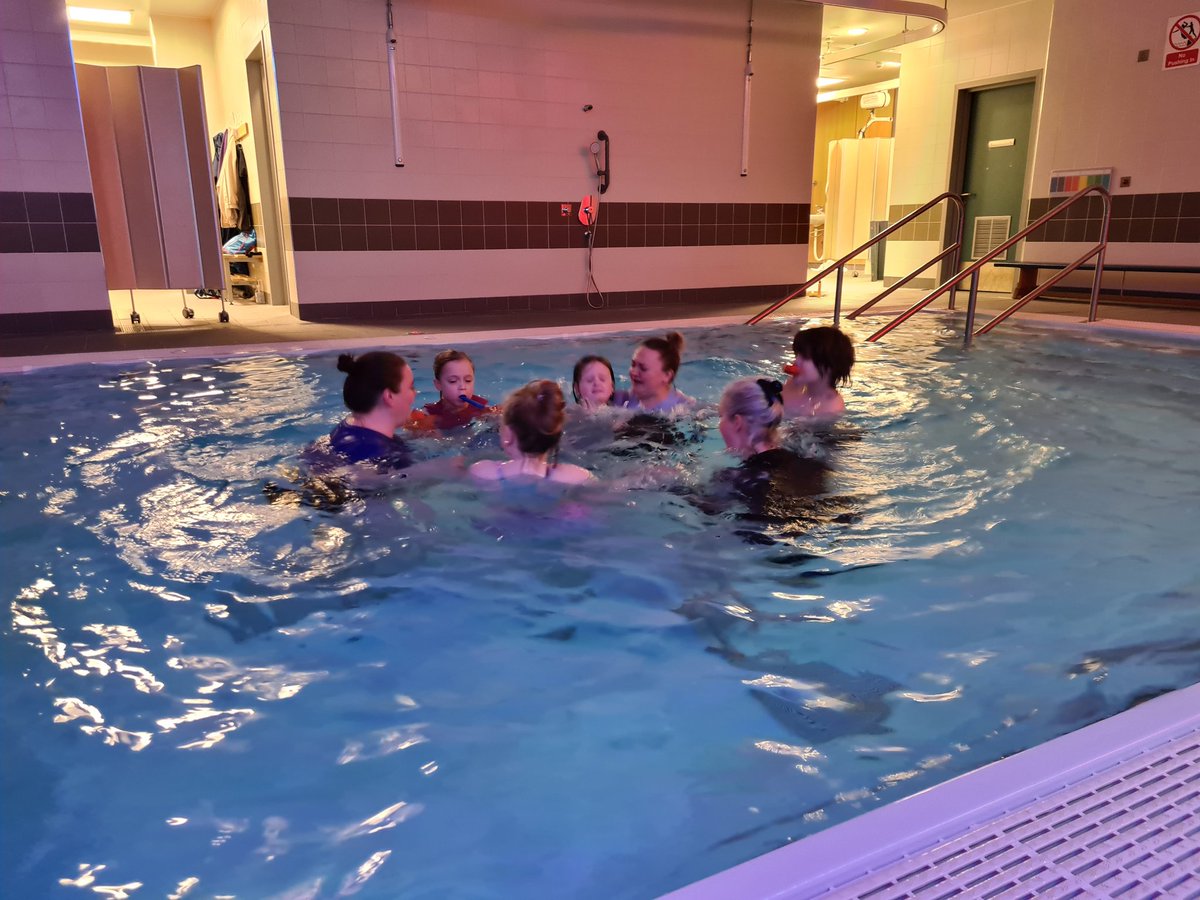 DMcCahill29's tweet photo. Learning can take place anywhere and the Hydropool was the perfect place for these pupils 👏👏👏 @CalDept 🐳🐟 Working with their adults, they listened to instructions,   worked together as a team and had a fun afternoon #teamwork #CALunit #learningisfun https://t.co/2Bds0dU0r1