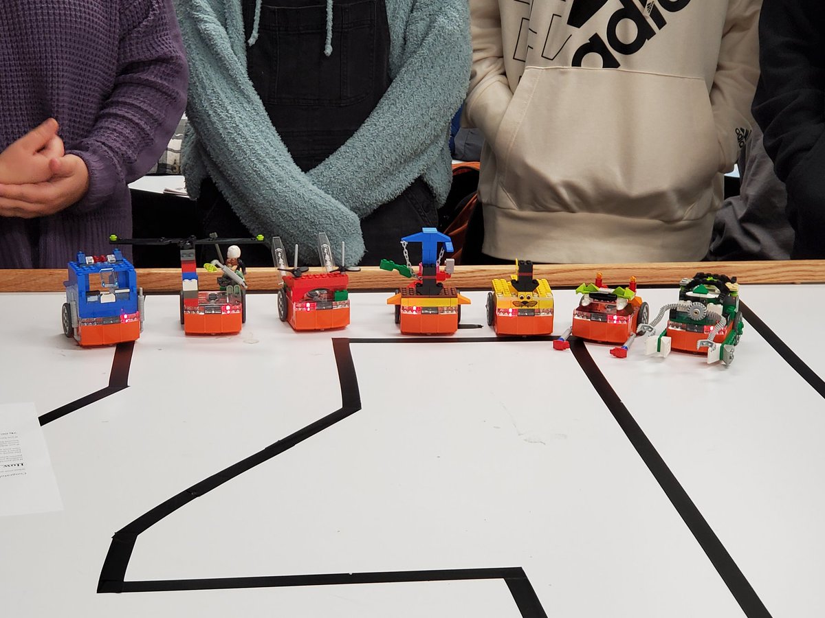 Coolest robot build!
#FreshmanExploratory
#WeAreOC
#Robots 
<a href="/OldColonyRVTHS/">Old Colony RVTHS</a>