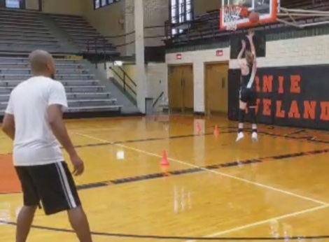 coachkrisbell's tweet photo. Keep showing your work @Kenzie21846407 !! I see you! 🙌🏽 https://t.co/MhIaZkF11o