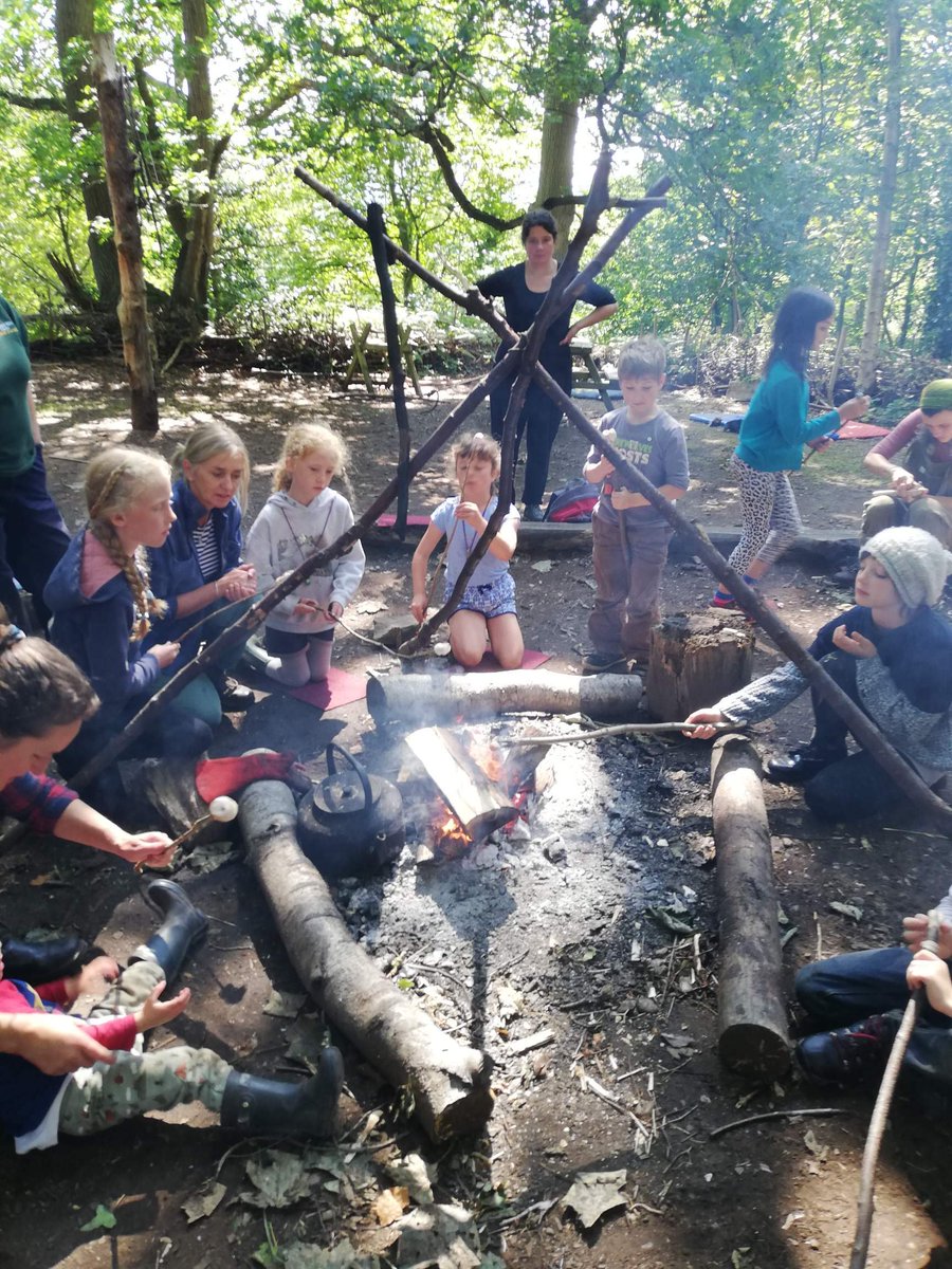 Bodfari2017's tweet photo. Our 2022 course programme is now live on our website and we look forward to welcoming you to one (or more!) of our 90 craft courses @Bodfari2017 https://t.co/ERAbocGhoK