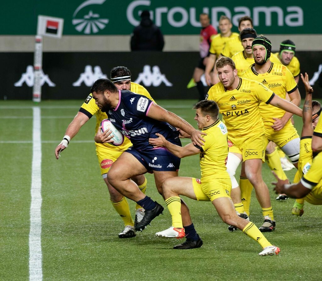 FredGipon's tweet photo. Franchissements… contrariés

#sfparis #sfplar #rugby #top14 https://t.co/mxlnq8tTCg https://t.co/1xkkTvL4NJ