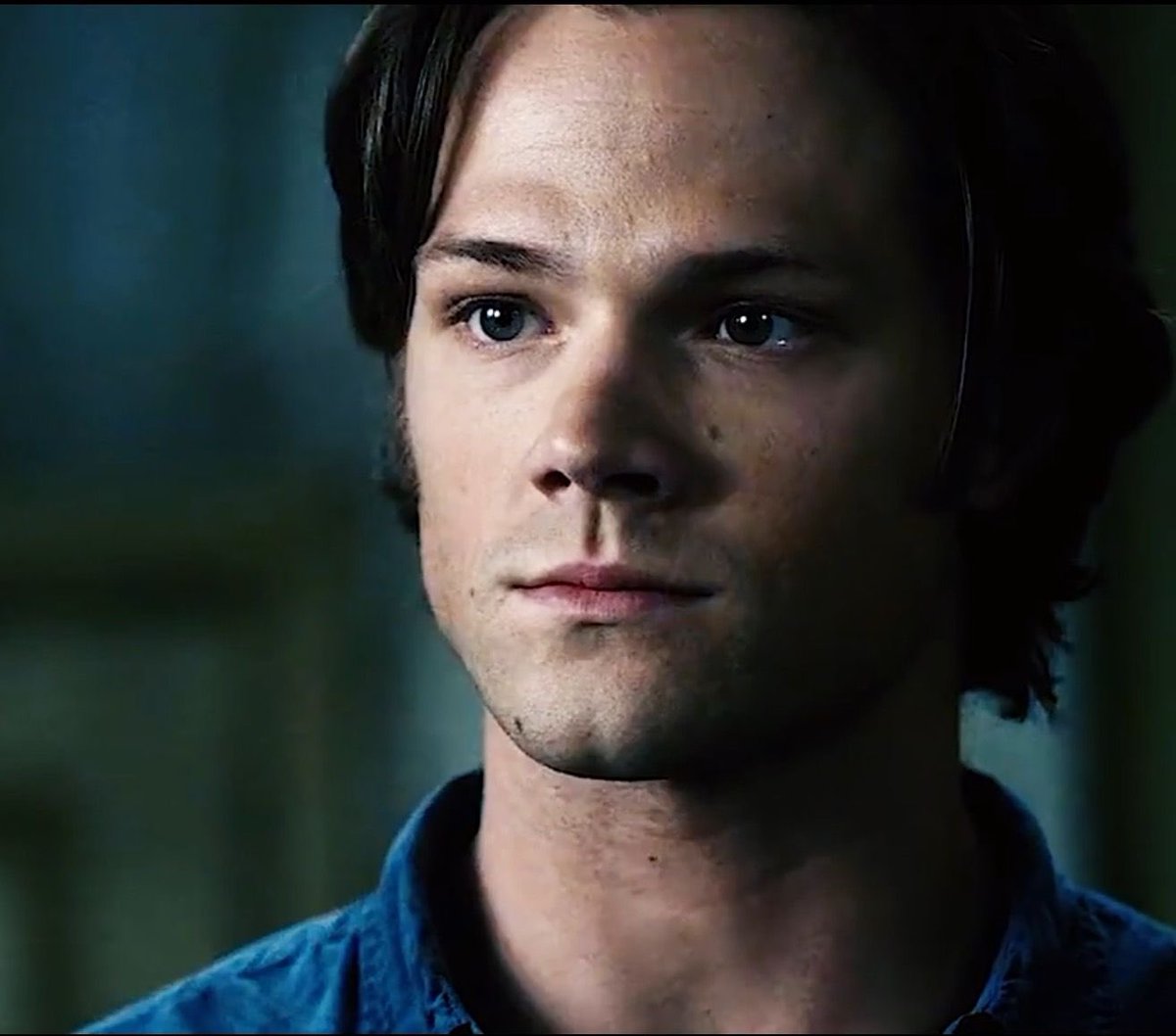 щенячий взгляд у человека. щенячий взгляд у человека. щенячий взгляд у человека. джаред падалеки люцифер. сэм винчестер.