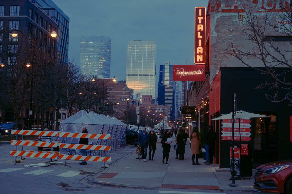sawthesky's tweet photo. a cold day in chicago https://t.co/WzvV22WoNg