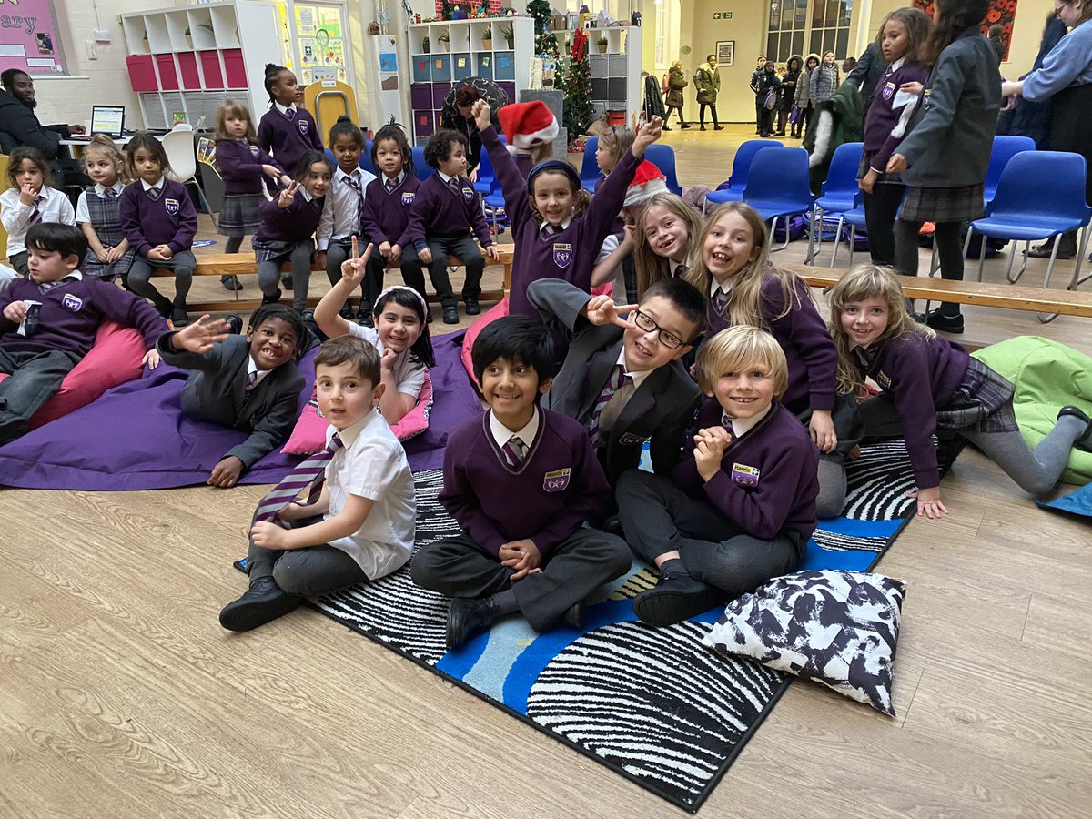 HPA_Philip_Lane's tweet image. Film night at #HPAPL - so excited to be watching Frozen 🥶☃️ tonight. Who’s wants to come tomorrow?!