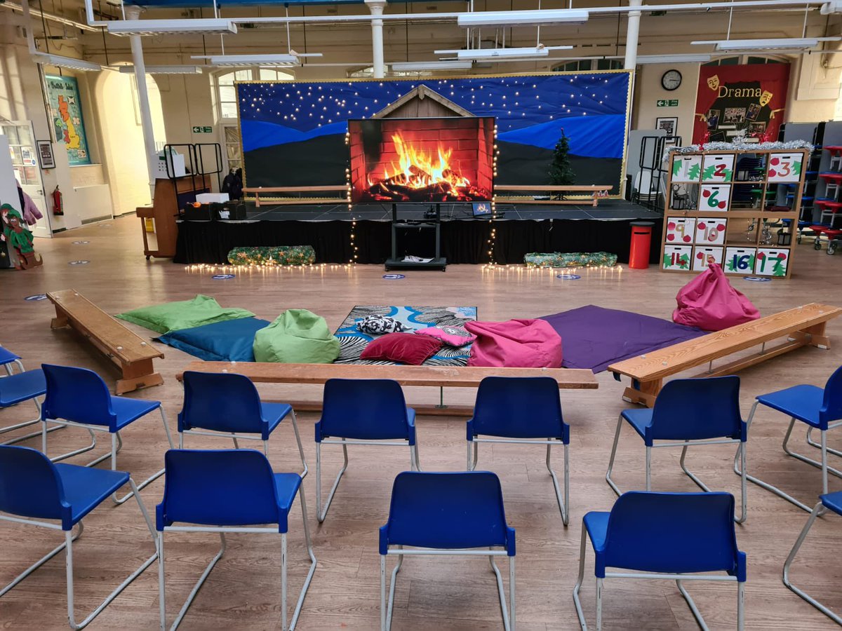 HPA_Philip_Lane's tweet image. Film night at #HPAPL - so excited to be watching Frozen 🥶☃️ tonight. Who’s wants to come tomorrow?!