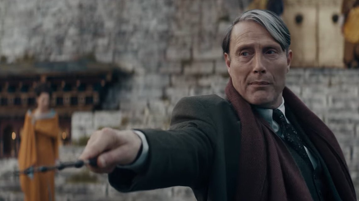 Геллерт гриндевальд kim. Новый гриндевальд мадс миккельсен. Гриндевальд мадс. Грин-де-вальд мадс миккельсен. Мадс миккельсен гриндельвальд.