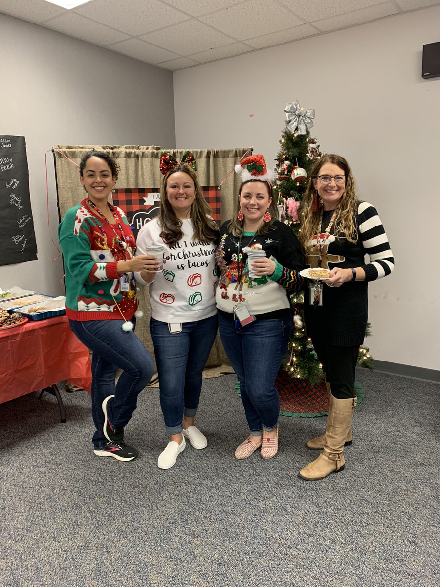 j_arcuri's tweet photo. @davidsonpta Thank you for the hot chocolate and Rice Krispie treats! You spoil us!! https://t.co/P2RWGQr4HD