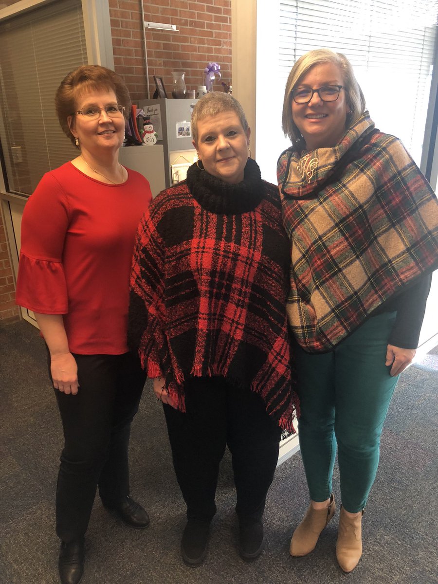 Lisa Thompson tweet media