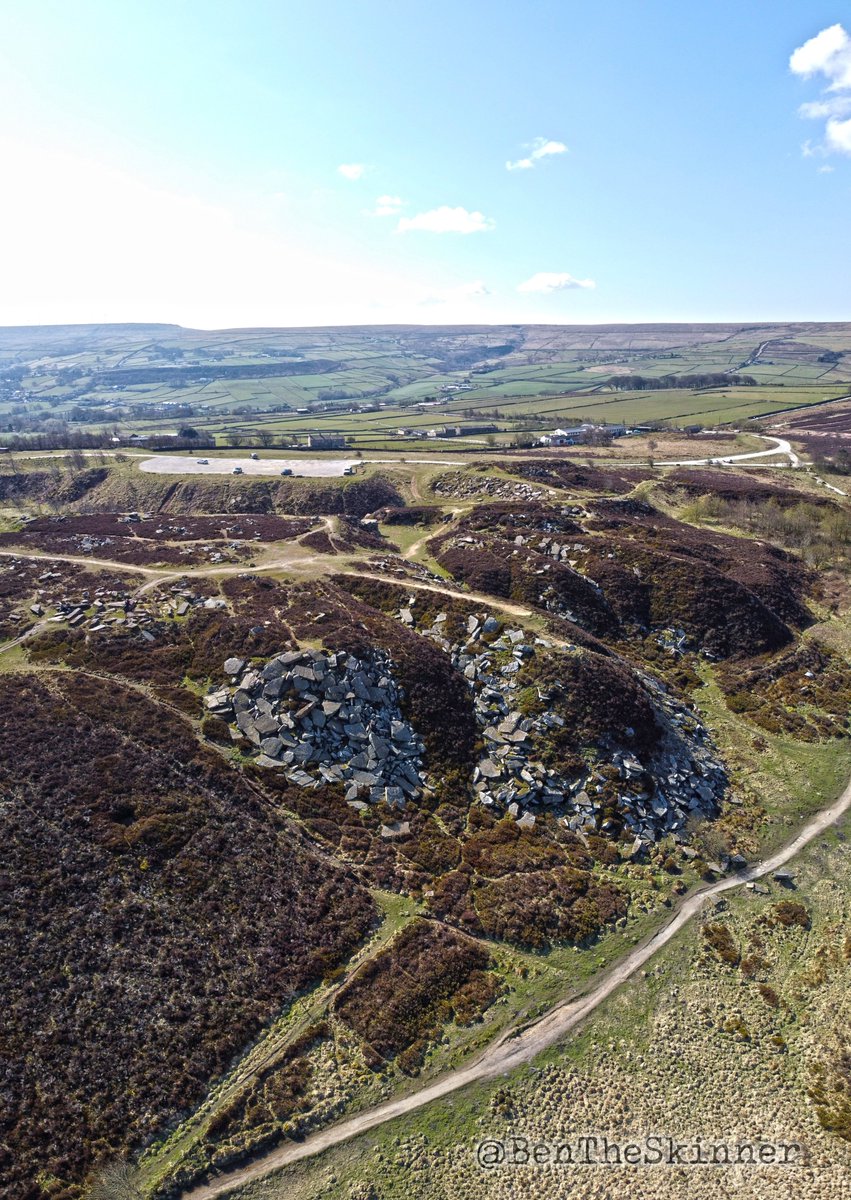 BenTheSkinner's tweet photo. Haworth moors, Spring '21. https://t.co/clNE4I5SRX