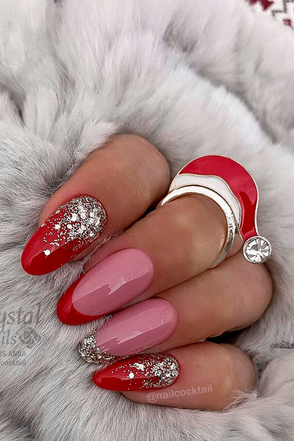 Twitter 上的 Cute Manicure："Santa Claus Red Christmas Nails with Glitter 🎅🎄 for more✓: https://t.co/RYU1cpAzZm @ManicureCute #nail #nails #nailart #winternails #trendynails #winter2021 #christmas2021 #christmasnailsart ...