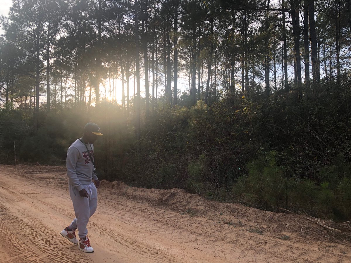 Flyger Woods tweet media