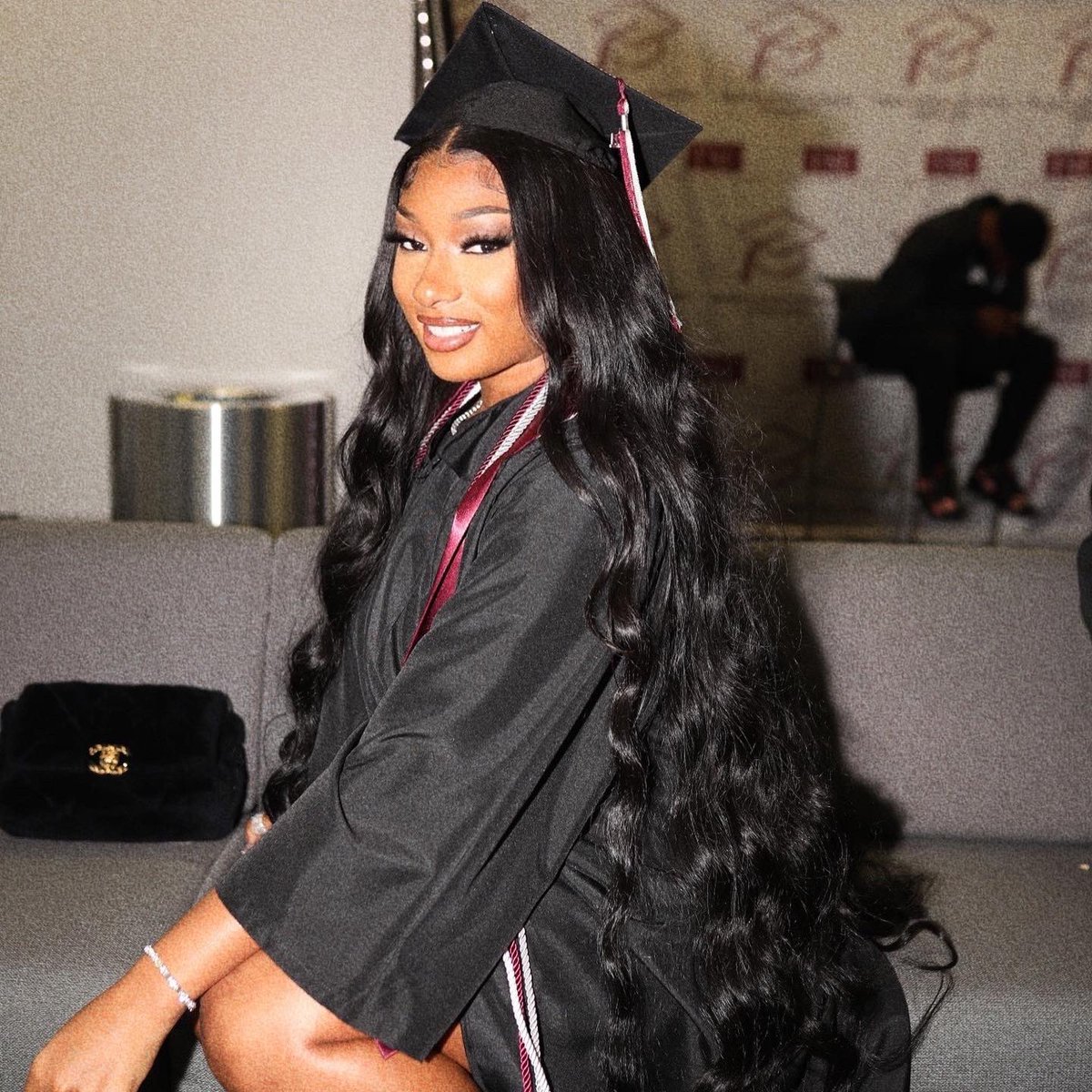 queen_stallion1's tweet photo. We are so proud of you “Megan Thee Graduate” 🖤❤️ #MeganTheeGraduate #MeganTheeStallion #hottiegrad #hottiegraduation https://t.co/v9CDtQDHDH