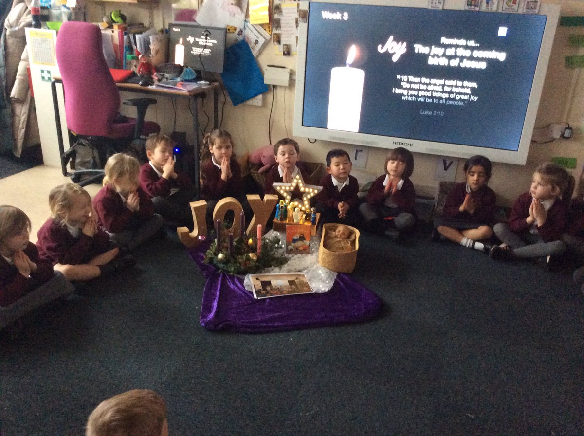 AllSaintsTraff's tweet photo. Reception led their own prayer and liturgy session this afternoon. Beautiful prayers and singing in honour of Jesus Our Saviour #AdventJoy #ActsofJoy #waitingforJesus🙏🏼💙🌟 https://t.co/gTRHqbE3qr