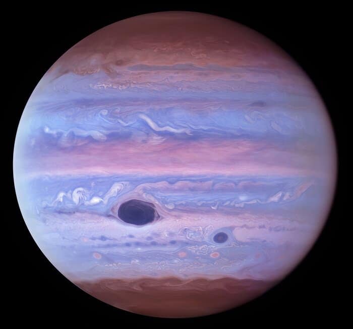 redditSpaceView's tweet photo. An UV image of #Jupiter https://t.co/o3t9sd1lgb