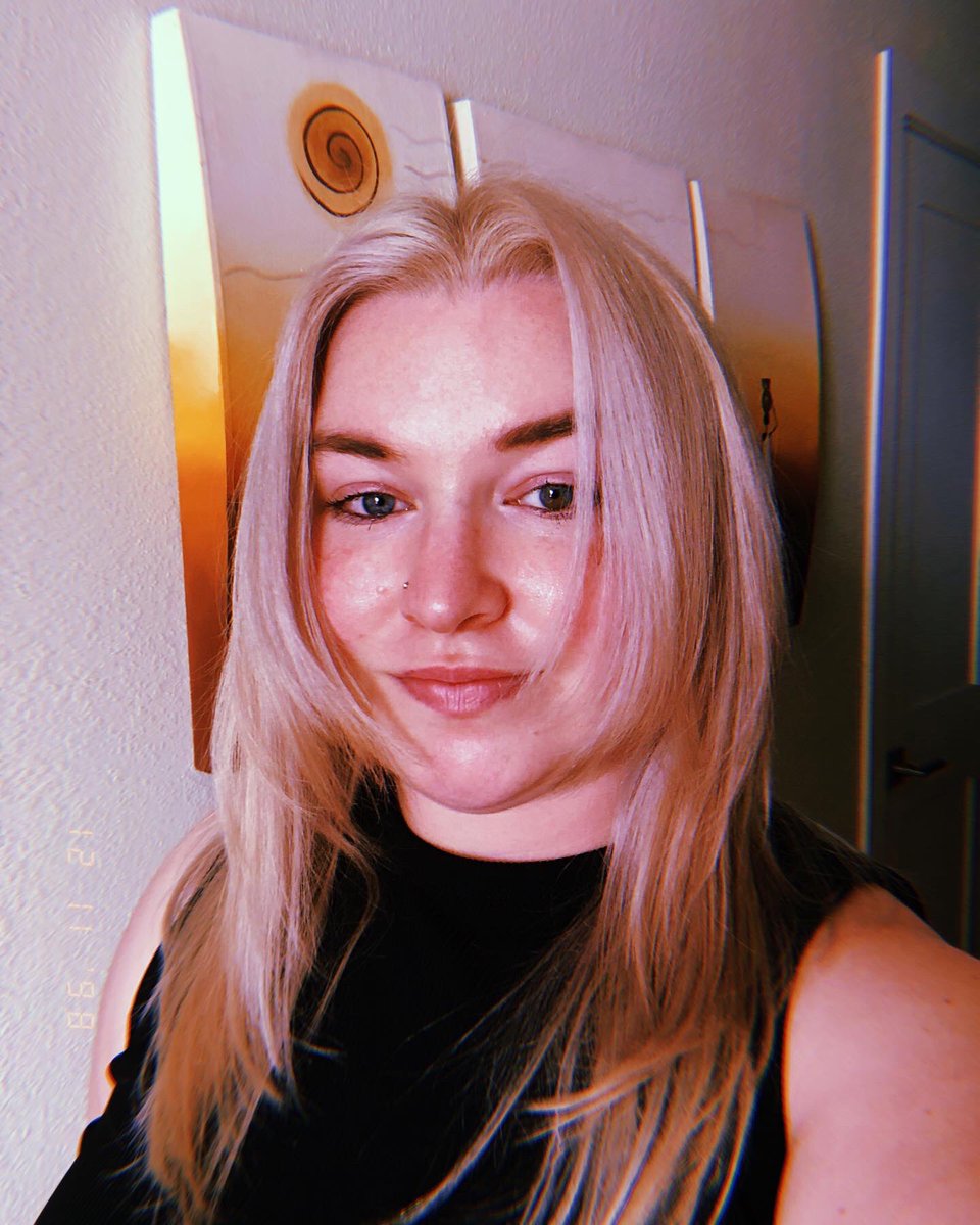 PodcastFigure's tweet image. Finally got my dream hair cut!