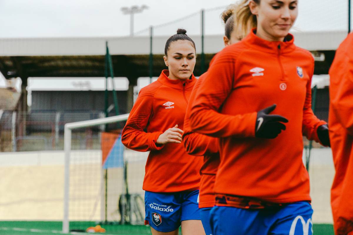 SMC_Feminines's tweet photo. 📸 La rencontre face au @SB29 en photos 👀
👉 https://t.co/yXRZXb1cVB
#SMCaen #TeamSMC #SMCSB29 https://t.co/IRyhGMsHAX