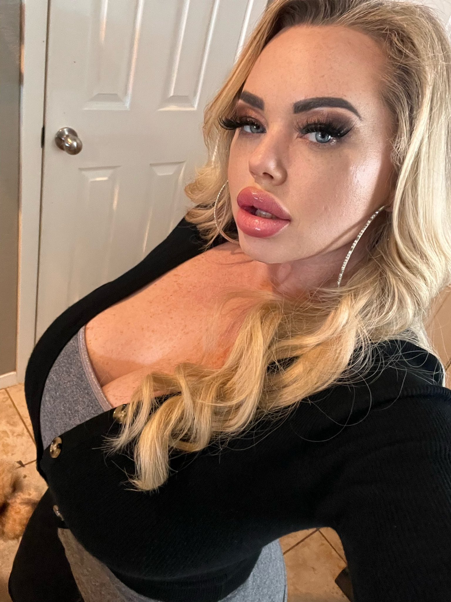 Katrina Thicc on X: Im gonna do porn for at least 10 more years. I love  filming myself take big black cock wayyyyy too much to stop❤️🍆💪🏿  t.coETcmrRJDVm  X